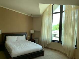 Курортные отели Dilijan Park Resort & Villas Дилижан Коттедж с 3 спальнями-4